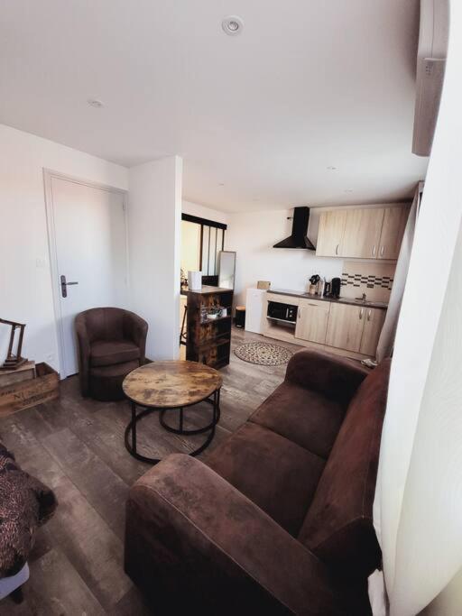 Studio Tout Confort Blaye-Les-Mines Zewnętrze zdjęcie